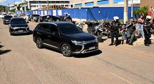 Moraes autoriza Bolsonaro a receber Laura, Flávio, Carlos e Renan no hospital