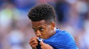 Recuperado de lesão, Estêvão reforça o Chelsea contra o Aston Villa