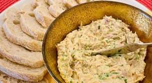 Patê de atum delicioso: com maionese caseira de ovo cozido