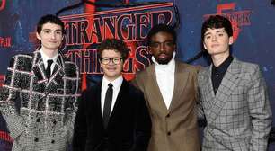 Eles cresceram (e se apaixonaram)! Veja em 15 fotos quem roubou o coração das 'crianças' de 'Stranger Things' na vida real