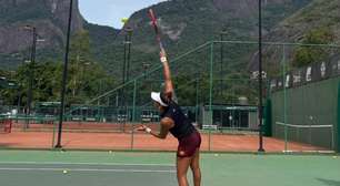 Ingrid Martins embarca para iniciar temporada em Auckland, na Nova Zelândia