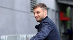 Ex-treinador do Botafogo detona Anselmi: 'Não vale tudo para se estar no futebol'