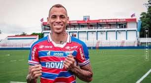 Vitória recua por Breno Lopes e mira outros nomes no mercado; saiba o motivo