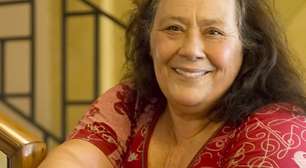 Morre Teuda Bara, atriz e fundadora do Grupo Galpão, aos 84 anos