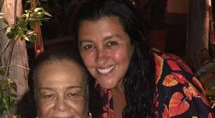 'Meu coração dói': morte da ialorixá Mãe Carmen, líder do Terreiro do Gantois, aos 98 anos abala Regina Casé: