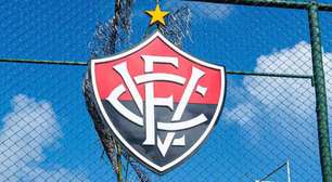 Vitória garante renovações estratégicas e mantém espinha dorsal para 2026