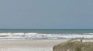 Corpo de jovem é localizado na faixa de areia em Arroio do Sal