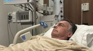 Carlos Bolsonaro divulga foto do pai internado e critica esquema de segurança