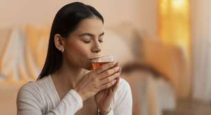 Os 6 melhores chás detox para quem exagerou no Natal; saiba