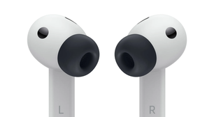 Galaxy Buds3 FE supera AirPods no conforto, mas falha onde não devia