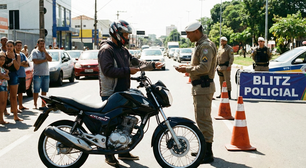 A moto tem algo na traseira que pode gerar dor de cabeça, mas poucos notam até ser tarde