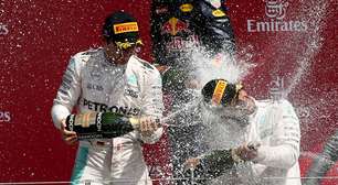 F1: Rosberg revela "grande problema" com Hamilton e a surpreendente tradição natalina entre os rivais