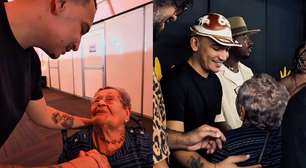 João Gomes registra encontro com fã de 98 anos