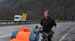 Ele saiu de casa em 1999 e nunca mais parou: a aposta de ir do Chile ao Reino Unido a pé virou uma odisseia de 26 anos