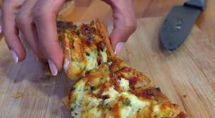 Pão de alho com queijo fácil e rápido em apenas 15 minutos para o seu petisco de réveillon