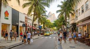 Rua carioca se torna o coração do comércio de Ipanema; com 4 km, ela é a passarela de luxo que liga o bairro a Copacabana e Leblon