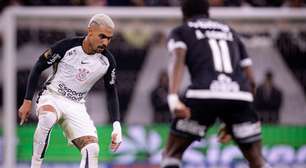 Lateral do Corinthians iguala temporada com mais participações em gols na carreira