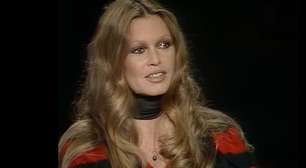 A mulher desejada por todos os homens renunciou ao único filho por não ter vocação para a maternidade