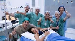 Mariana Rios encanta a web com clique inédito do nascimento do filho, Palo