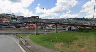 Homem do "Corre" rouba mulher em passarela de pedestre na Raposo em Mairinque