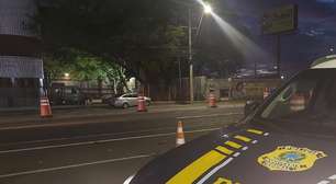 Motorista bêbado é preso após bater contra carro de uma família em Canoas