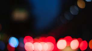 Ônibus que seguia para Arroio do Sal sai da pista e tomba na RS-486