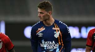 NOVAS! Athletico-PR vê 'bilhete' de Lodi para torcida, Bento no Grêmio, Gilberto assina