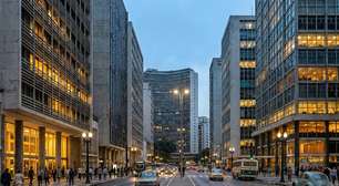 Avenida paulistana ganha fama por sua arquitetura icônica; com seus prédios históricos, ela é uma galeria de arte a céu aberto no centro