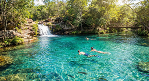 Mais barato que Bonito: o destino de águas cristalinas no Centro-Oeste que oferece flutuação em aquários naturais