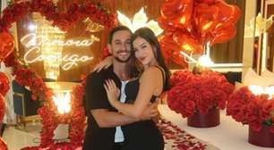 Mesquita surpreende Duda Wendling com pedido de namoro