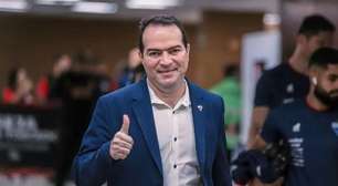 Sem ir ao CT, Marcelo Paz inicia trabalho no Corinthians com foco em contratos