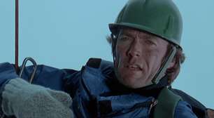 "Foi prejudicial e antinatural": Clint Eastwood conta como foi filmar a sequência mais arriscada de sua carreira