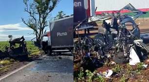 Seis pessoas da mesma família morrem em acidente entre carro e caminhão no Paraná