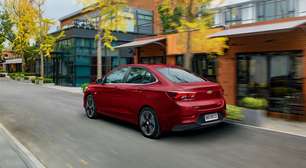 Sedã moderno e 0 km da Chevrolet já está no modelo 2026 e é o mais barato do Brasil fazendo 16,8 km/l!