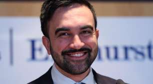 Primeiro muçulmano a comandar Nova York, Mamdani toma posse com juramento sobre o Alcorão em local simbólico