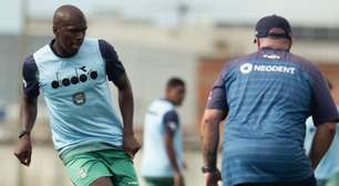 Jacy sofre lesão no Coritiba e perde pré-temporada com Seabra: "Cirurgia"