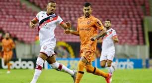 Coritiba acerta contratação de meia e espera chegada ainda em 2025