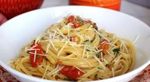Macarrão de 10 minutos para uma refeição prática e deliciosa no seu feriado de fim de ano
