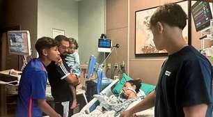 Marido e filhos de brasileira em em estado vegetativo reencontram mulher após voltar dos EUA: 'Coração apertado'