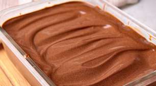 Recheio de chocolate fácil para você preparar bolos e doces incríveis neste fim de ano