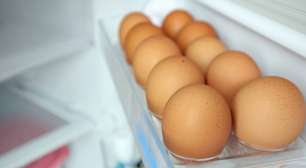 Por que guardar ovos na porta da geladeira pode ser perigoso para sua saúde?