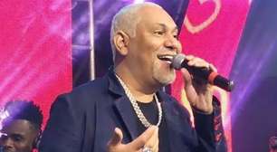 É grave? Ex-vocalista do exaltasamba cancela show e é internado em Maceió