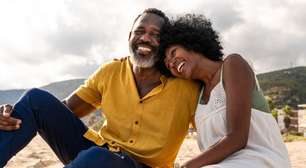A psicologia afirma que pessoas que aparentam ser mais jovens aos 60 anos seguem estes 10 hábitos diários