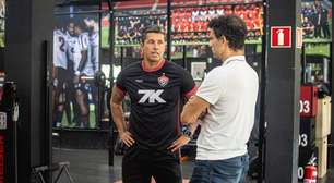 Mudança nos bastidores! Vitória anuncia saída de diretor executivo às vésperas da reapresentação