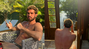 Solteiro, João Guilherme recebe conselho de amigo e fica surpreso