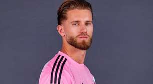 Filho de Van der Sar estreia na Kings League Nations com frango e derrota