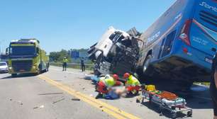 Tacógrafo aponta excesso de velocidade em acidente com 11 mortes na BR-116, em Pelotas