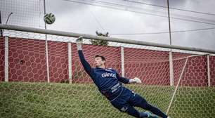 Vila Nova fecha com goleiro do Paulistão para disputar posição com Airton