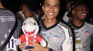 Grêmio negocia compra do atacante José Enamorado