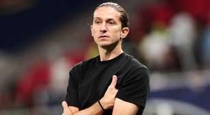 Flamengo terá maratona de 12 jogos em 40 dias e teste de fogo para Filipe Luís